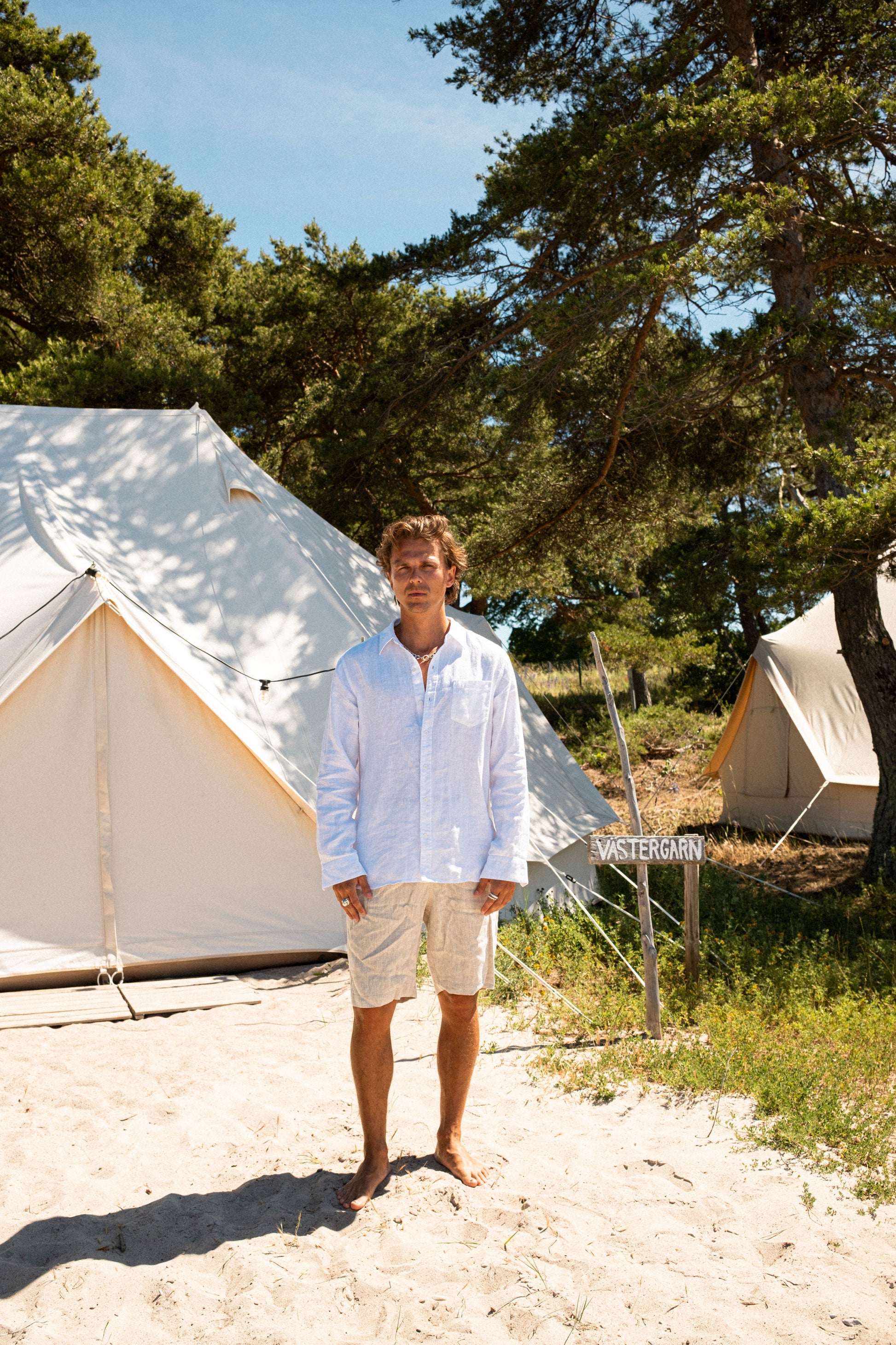 LINEN SHORTS